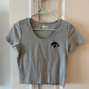 Iowa Hawkeyes Women’s Top